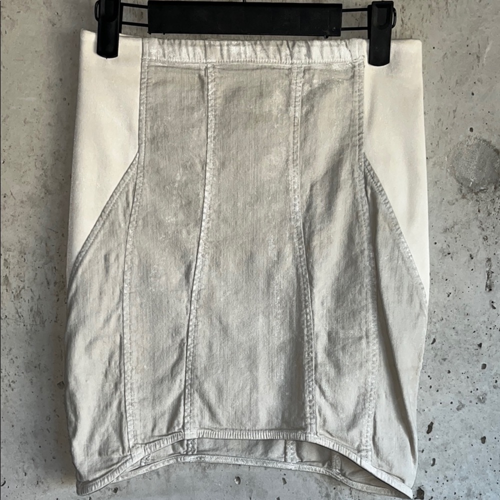 Helmut Lang Stylish White Denim Skirt
